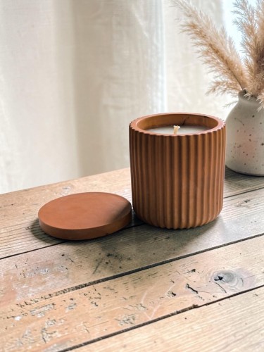 świeca sojowa w naczyniu gipsowym, świeca sojowa zapachowa, świeca sojowa dekoracyjna, boho, idealny pomysł na prezent, prezent dla niej, jesieniara