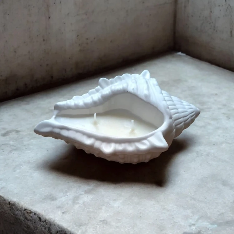 świeca muszla oyjka candle.webp