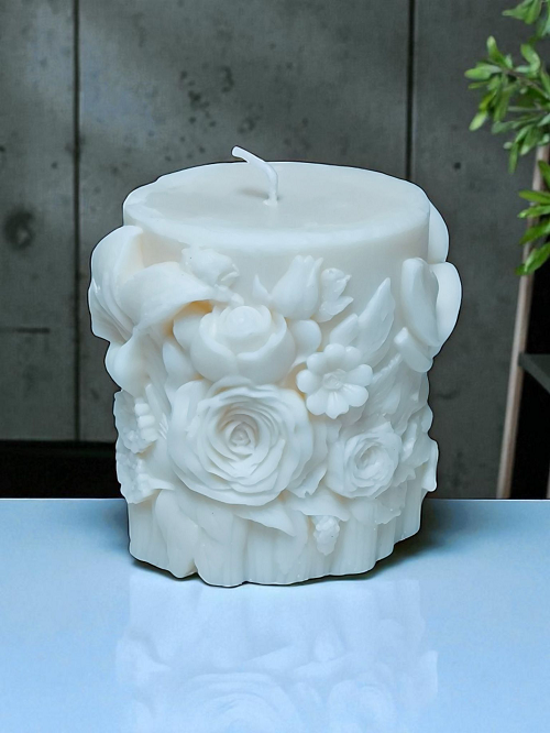 świeca dekoracyjna oyka candle kwiaty kolumna.png