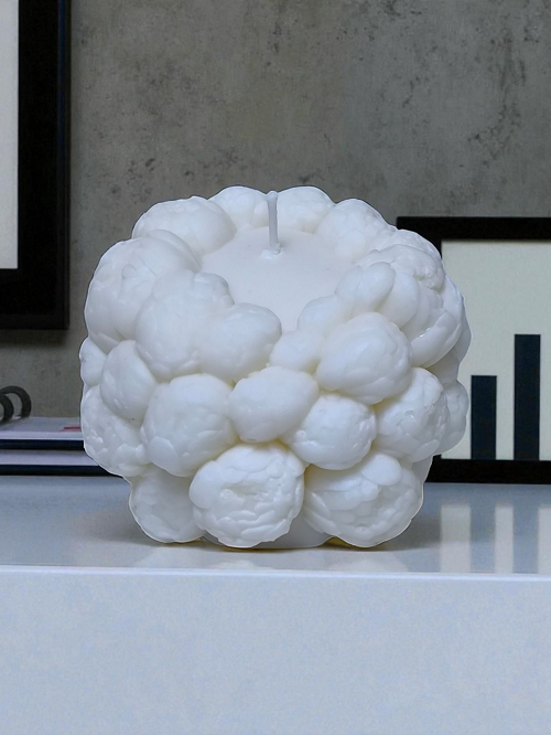 ŚWIECA DEKORACYJNA OYKA CANDLE RÓŻYCZKI.png
