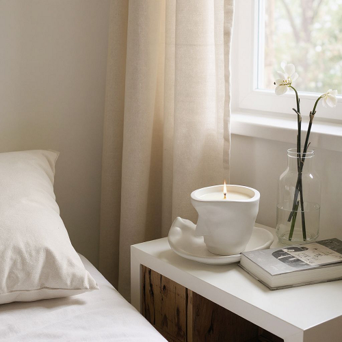 świeca sojowa w gipsie lico simple white inscenizacja prezent oyka candle.png