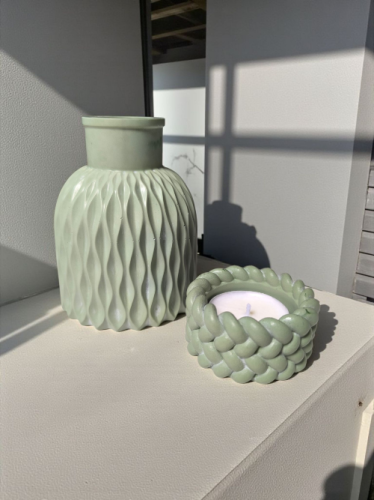 zestaw wazon i naczynie na podgrzewacz botanic glow oyka candle.png