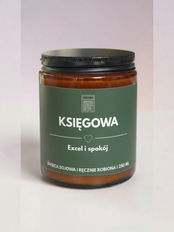ŚWIECA SOJOWA W SŁOIKU KSIĘGOWA.jpg